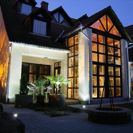 Palma Apartmanhaz Harkan Exterior foto